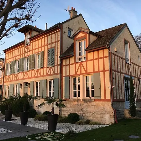 Belle Demeure Avec Piscine, Vue Et Acces Direct A La Seine, Tres Proche De Paris Villa *