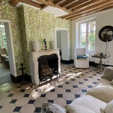 Belle Demeure Avec Piscine, Vue Et Acces Direct A La Seine, Tres Proche De Paris Villa *